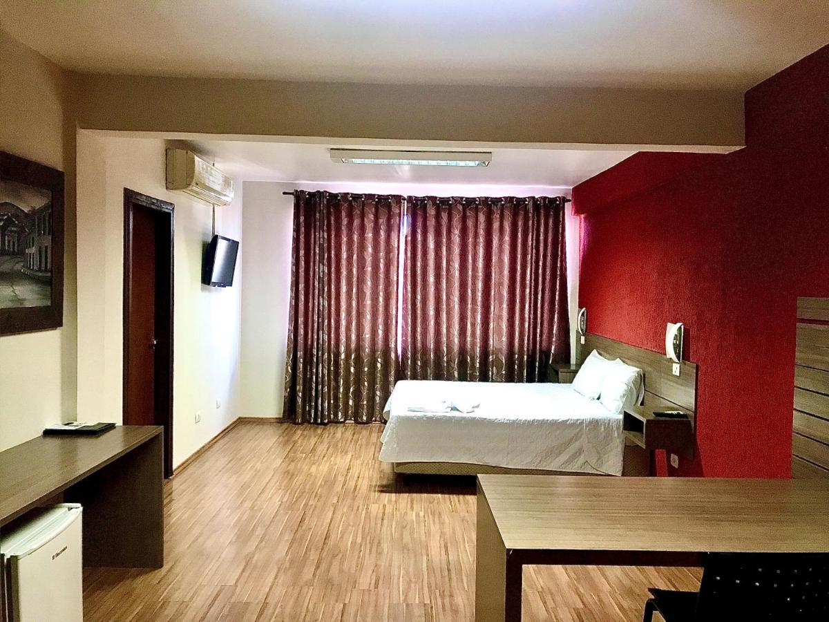 Hotel Dom Thomaz Jaguariaiva Bagian luar foto