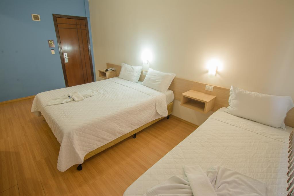 Hotel Dom Thomaz Jaguariaiva Bagian luar foto