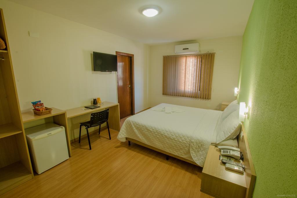 Hotel Dom Thomaz Jaguariaiva Bagian luar foto